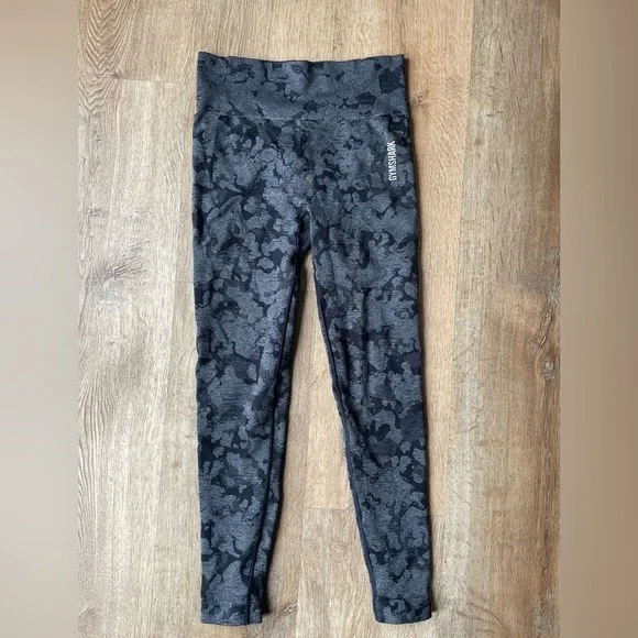 Gymshark Camo Seamless Leggings Gray Black Women’s Size M High Waisted - Picture 1 of 6